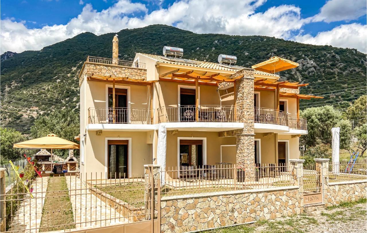 Lovely Apartment In Nafpaktos Oda fotoğraf